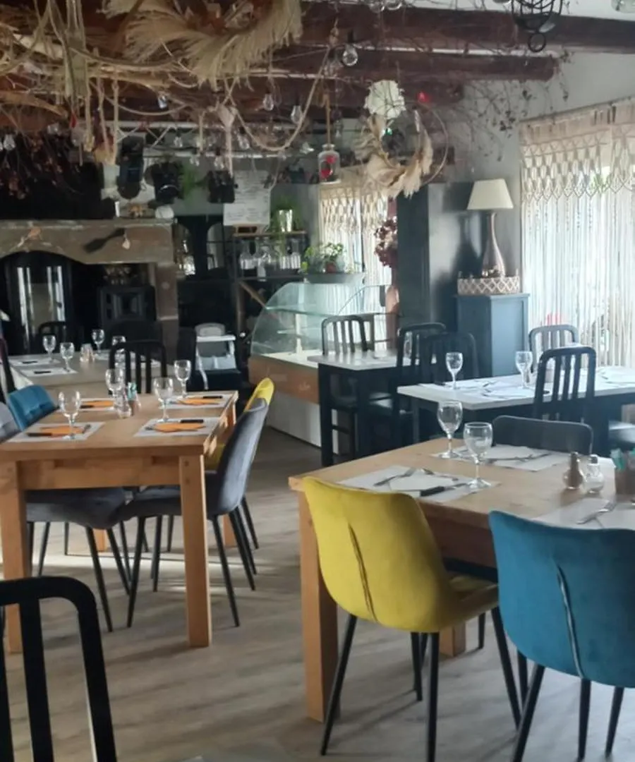Hotel Le Saint Mary Mauriac  Francia